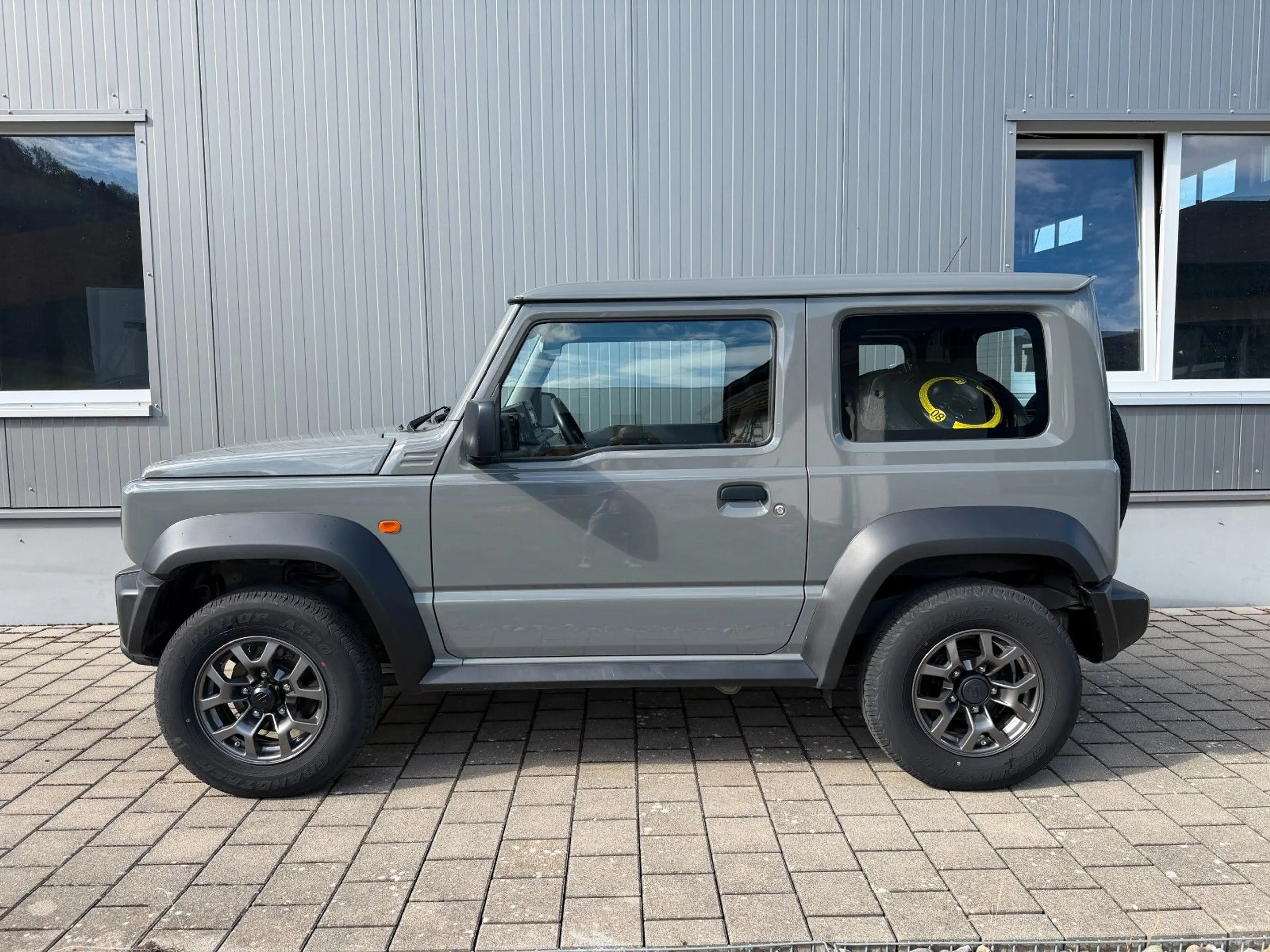 Suzuki Jimny Comfort  AHK Winterräder — photo 12