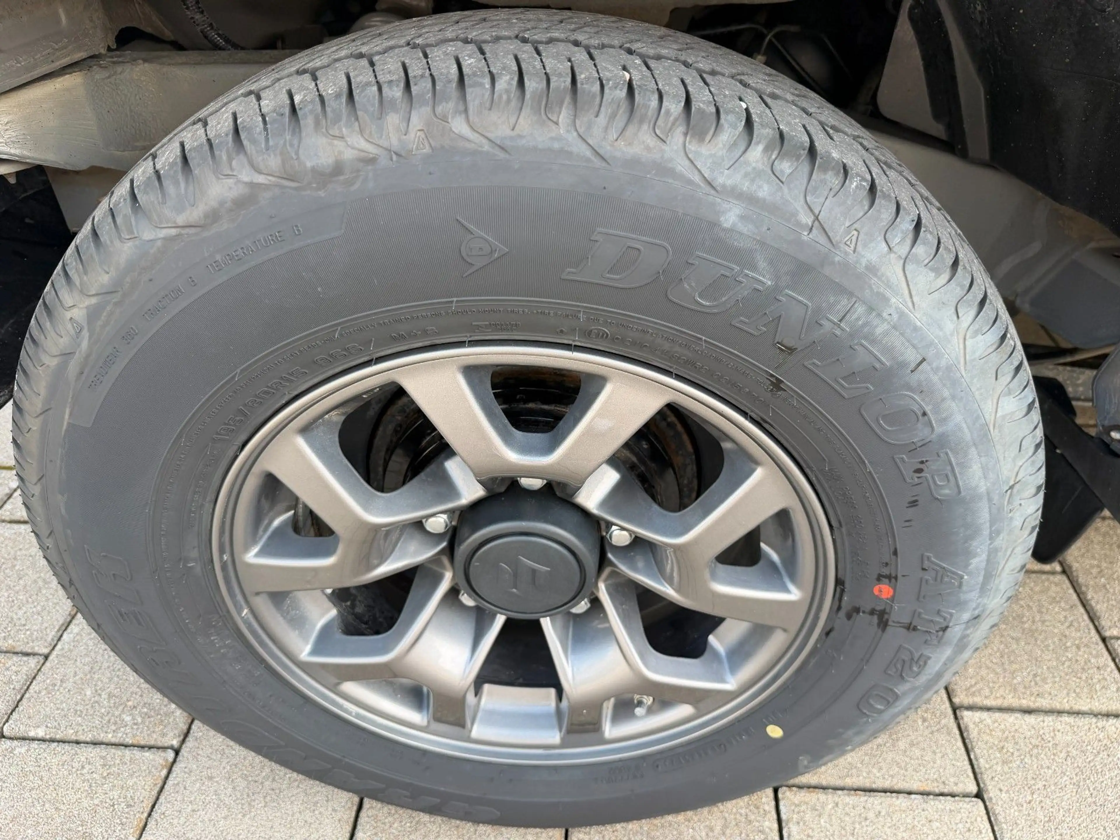 Suzuki Jimny Comfort  AHK Winterräder — photo 6