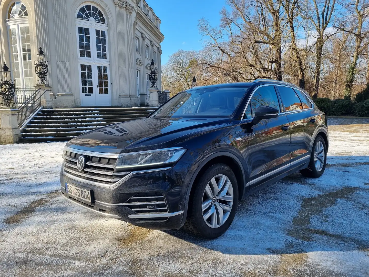 Volkswagen Touareg Atmosphere 4Motion Schwarz - 1