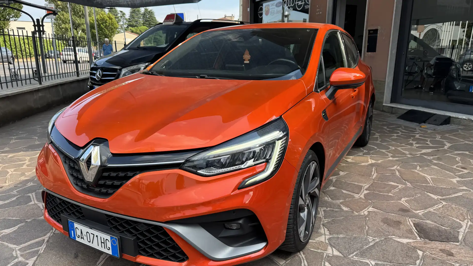 Renault Clio 1.3 tce R.S. Line 130cv edc automatica 66000 KM Orange - 1