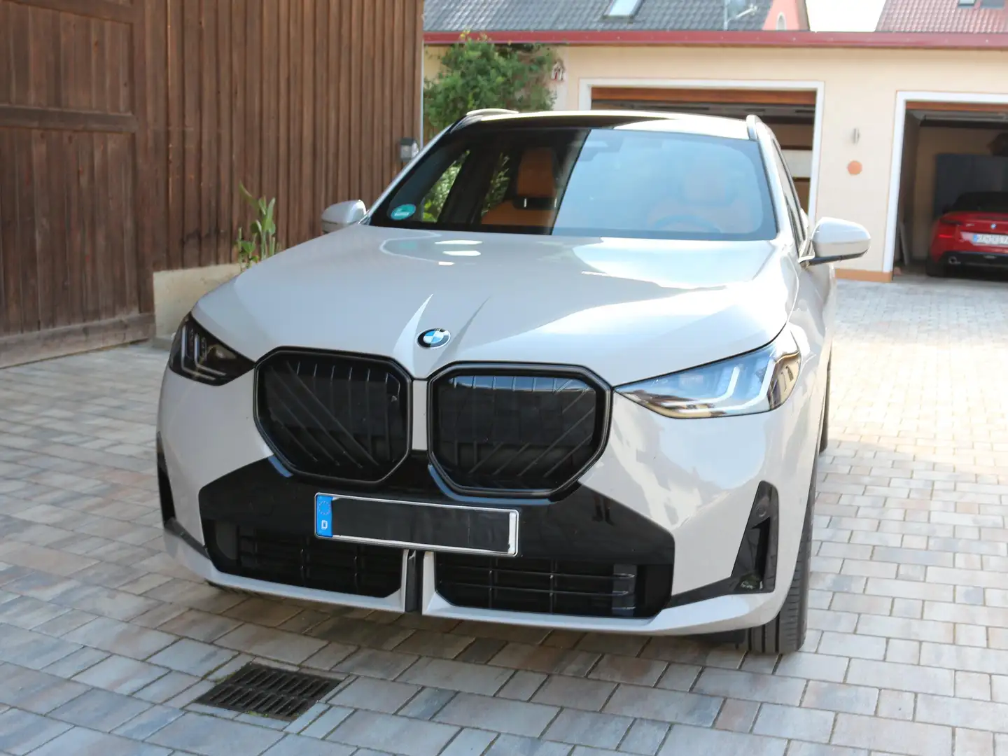 BMW X3 X3 30e xDrive 80km Elektr.Reichweite Бежевий - 1