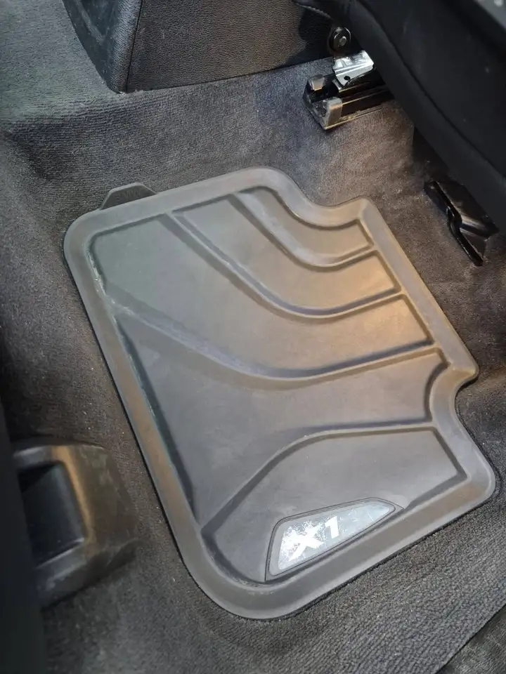 BMW X1 снимка BMW X1