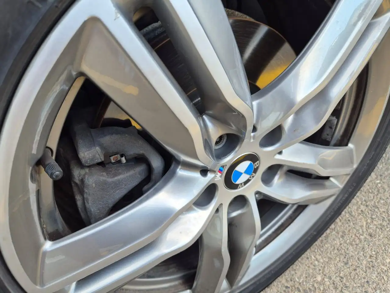 BMW X1 снимка BMW X1