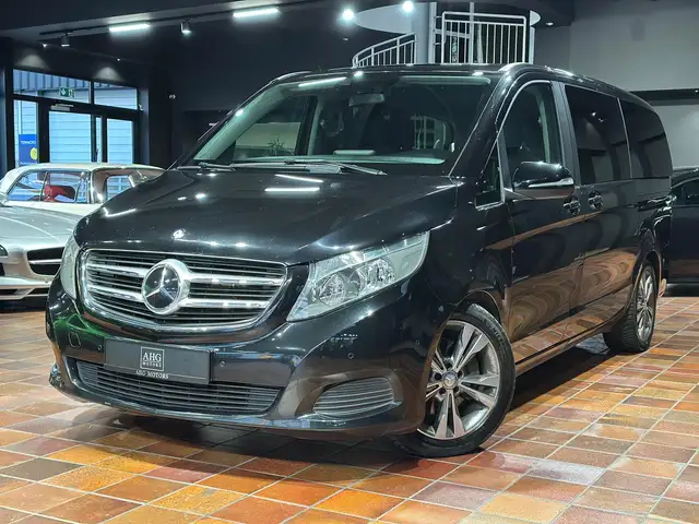 Mercedes-Benz V 220 LANG 6S 2xS-TÜR DISTRONIC STANDHZ 2xAC COMAND BURM