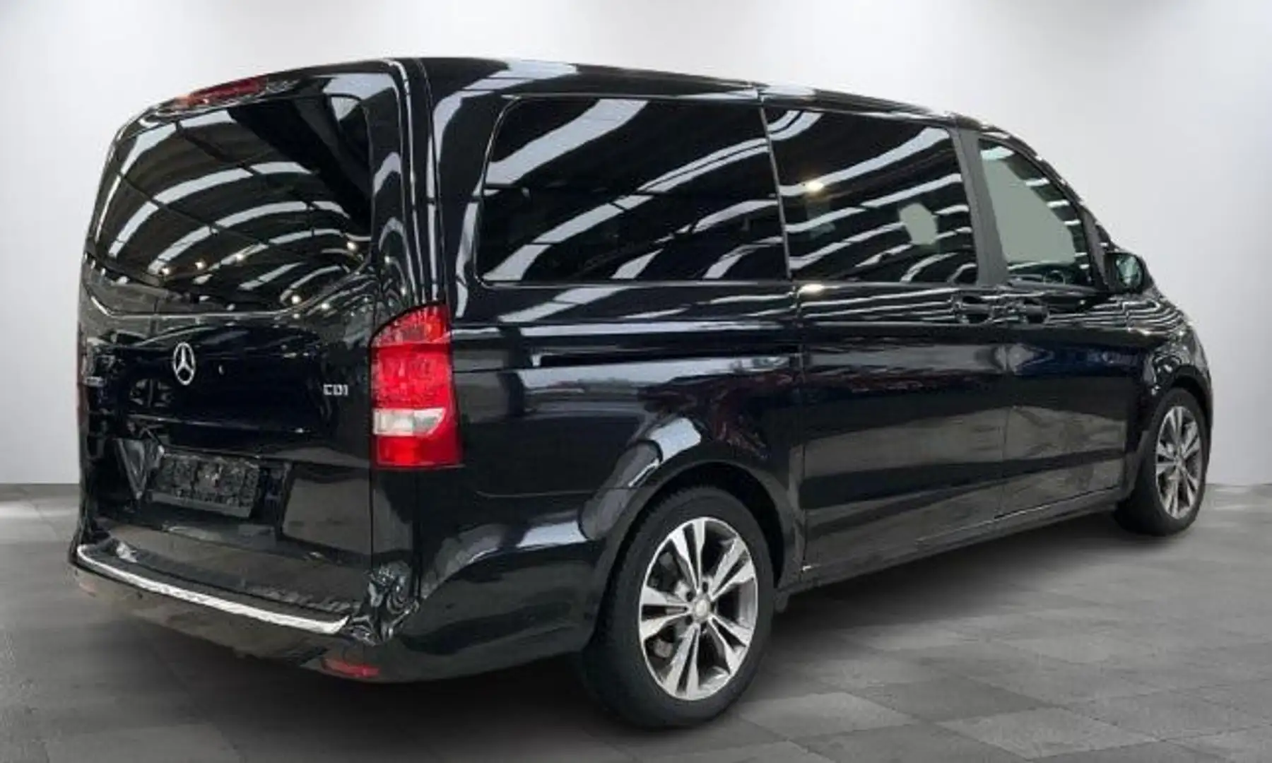 Mercedes-Benz V 220 LANG 6S 2xS-TÜR DISTRONIC STANDHZ 2xAC COMAND BURM Schwarz - 2