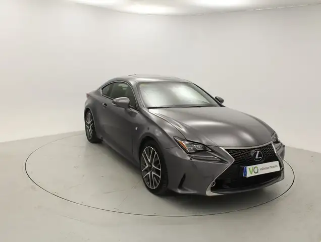 Lexus RC 300h F Sport
