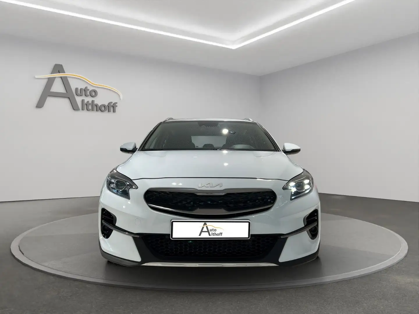 Kia XCeed DSG LED KAM KLIMA NAV PARK SHZ TEMP 1.HAND Білий - 2