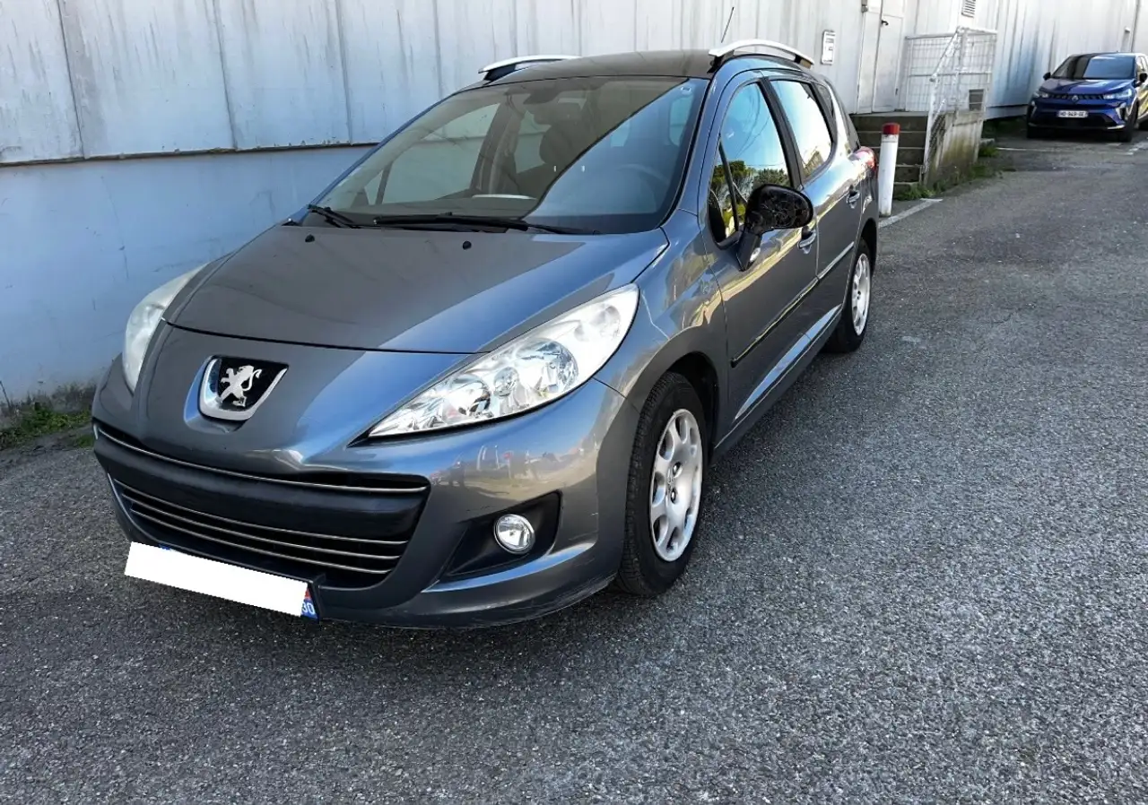 Peugeot 207 SW 1.6 HDi 92ch FAP BLUE LION Premium