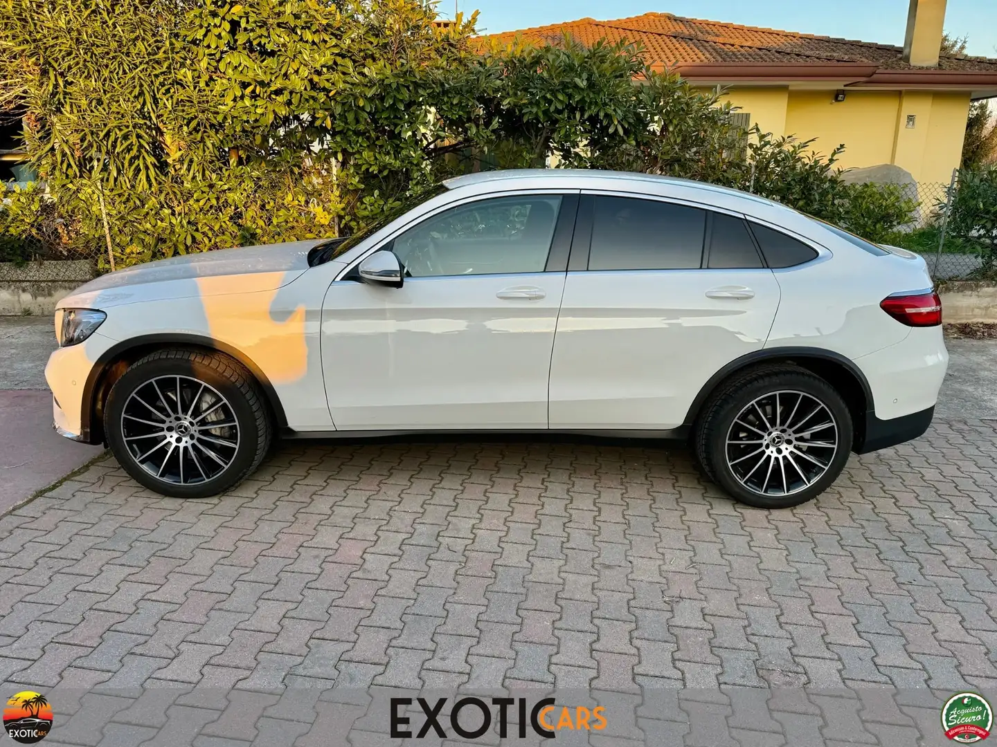 Mercedes-Benz GLC 250 GLC 250 4Matic Coupé Premium Bianco - 2