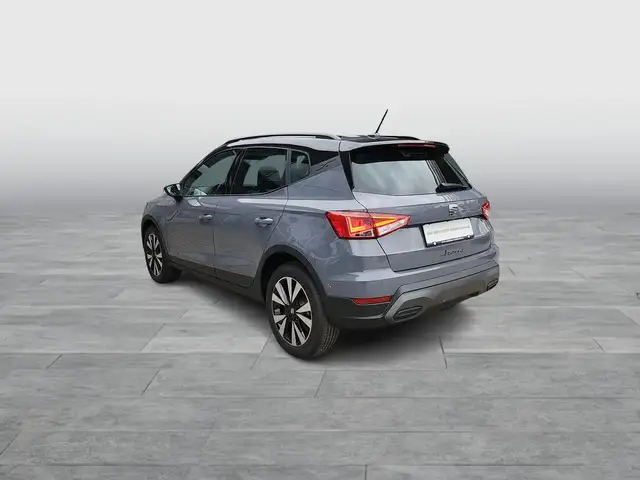 Seat Arona view 4