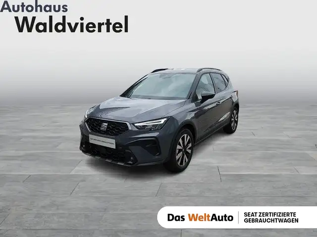 Seat Arona main image