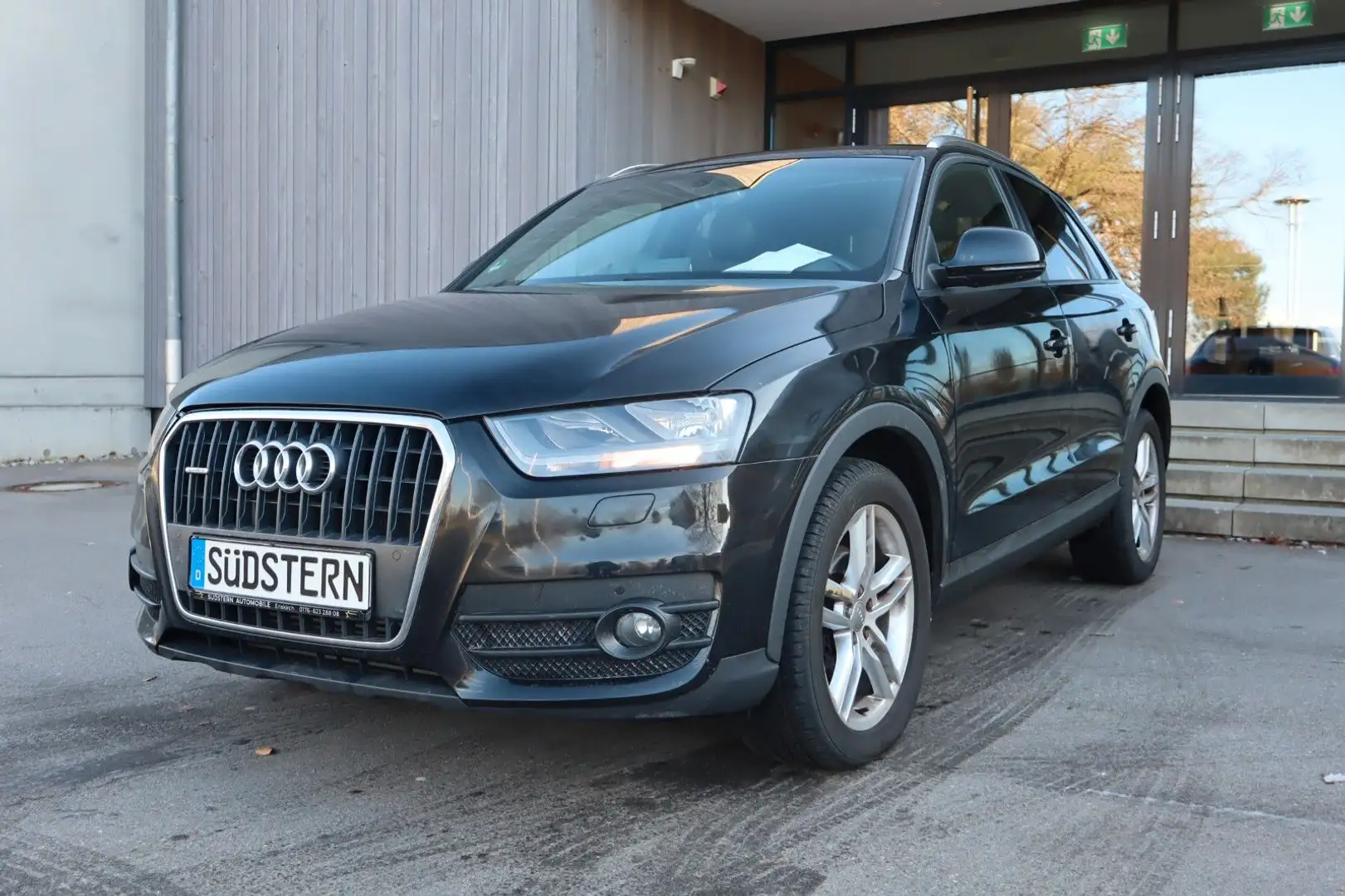 Audi Q3 2.0 TFSI quattro Leder/Pano/S-Line Schwarz - 1