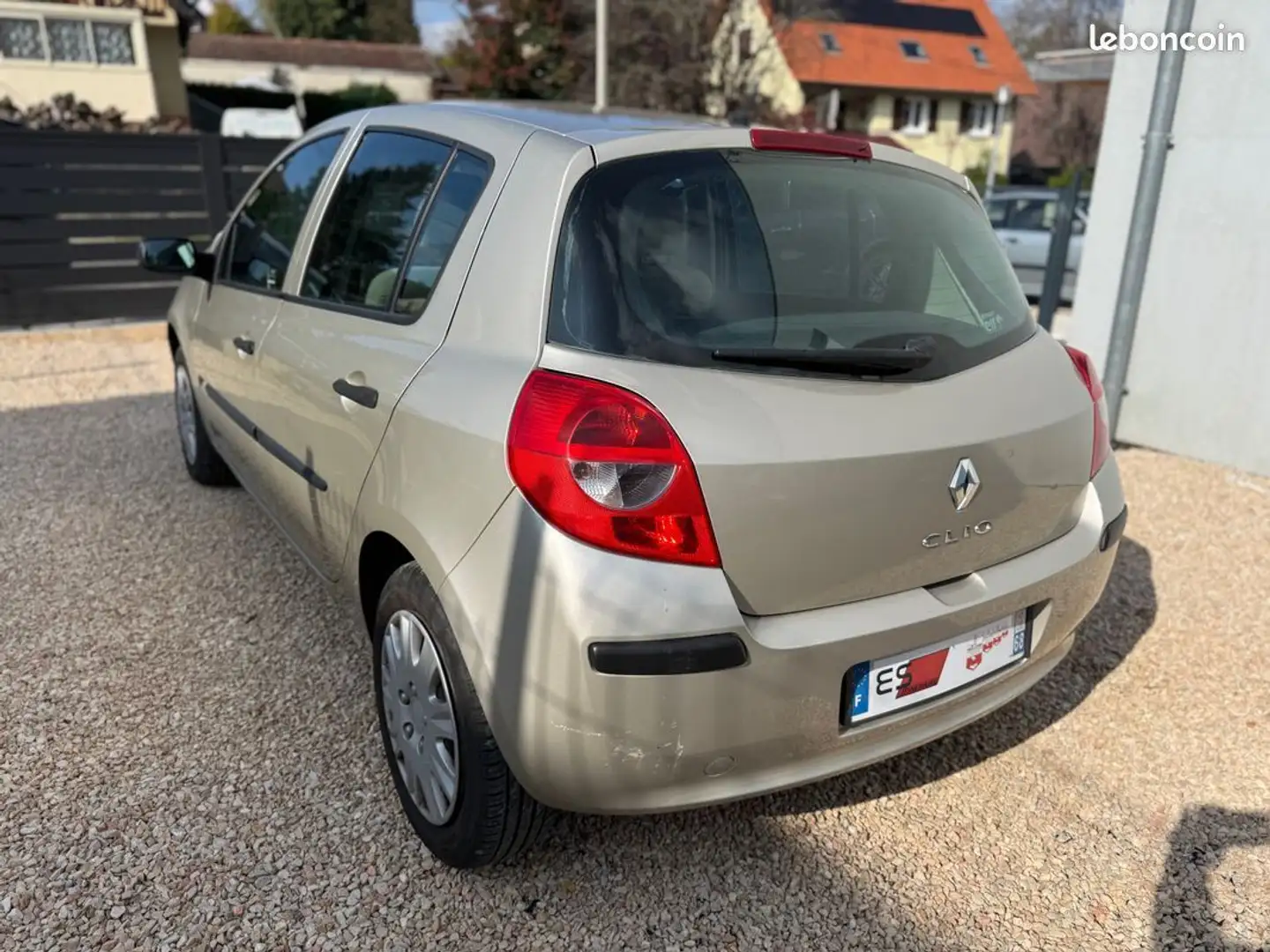Renault Clio 1.2 75cv Jaune - 2