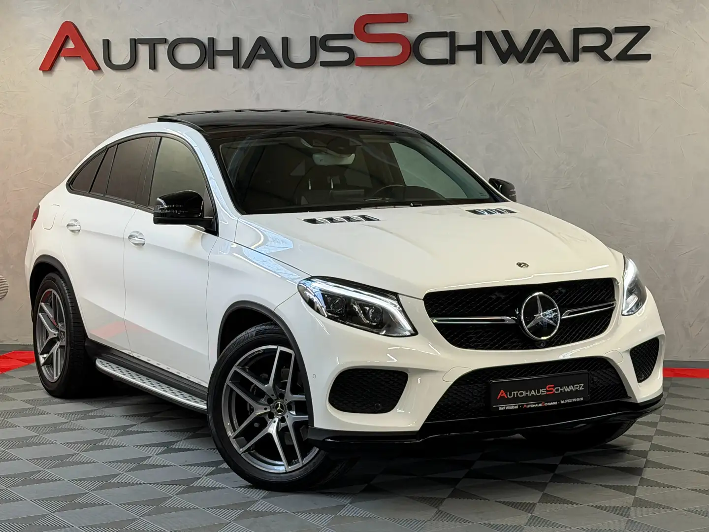 Mercedes-Benz GLE 350 GLE350d 4Matic Coupe AMG Pano 360 H&K StdHeiz Voll Wit - 1