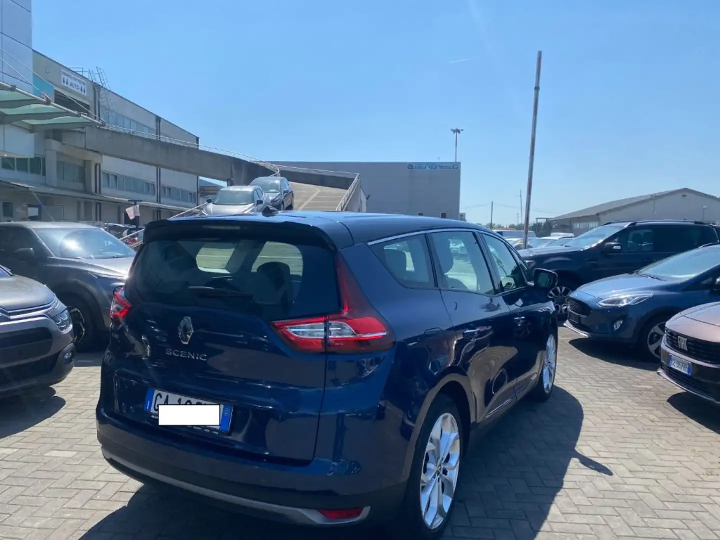 Renault Grand Scenic Blue dCi 120 CV Sport Edition c commercianti Blu/Azzurro - 2