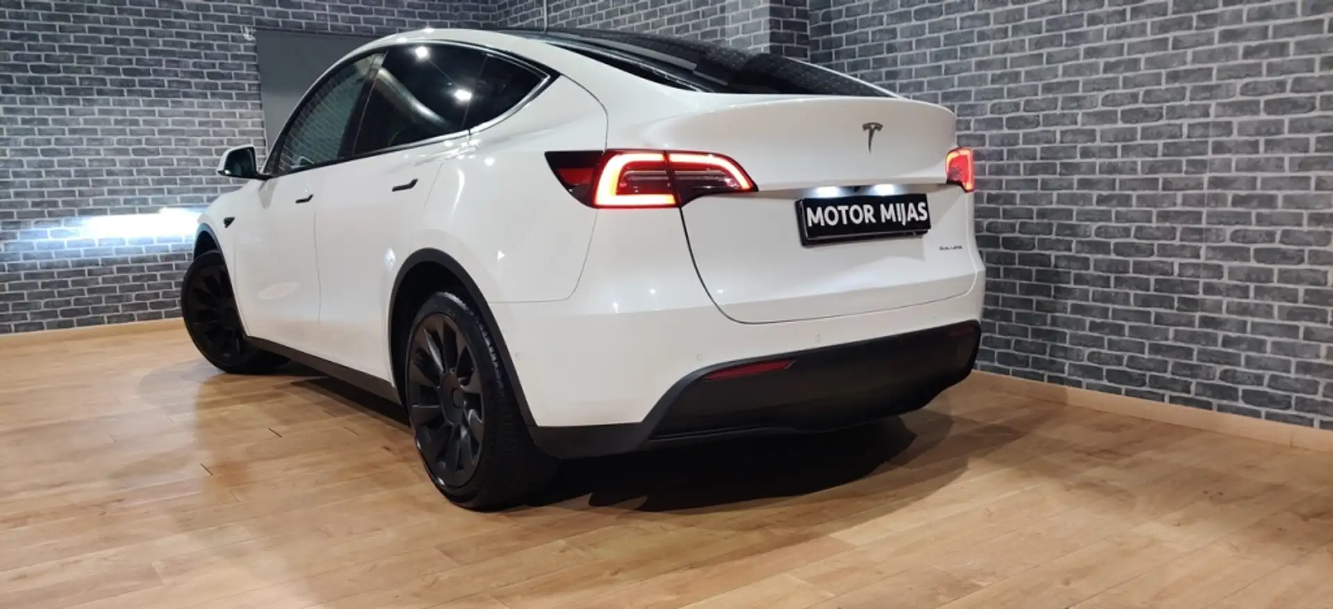Tesla Model Y Gran Autonomia AWD Wit - 2