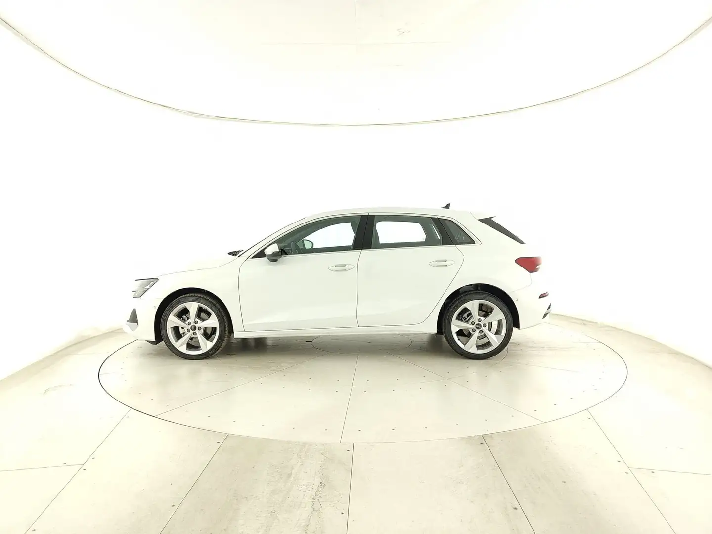 Audi A3 SPB 30 TDI Business Advanced - PACCH. ASSISTENZA Bianco - 2