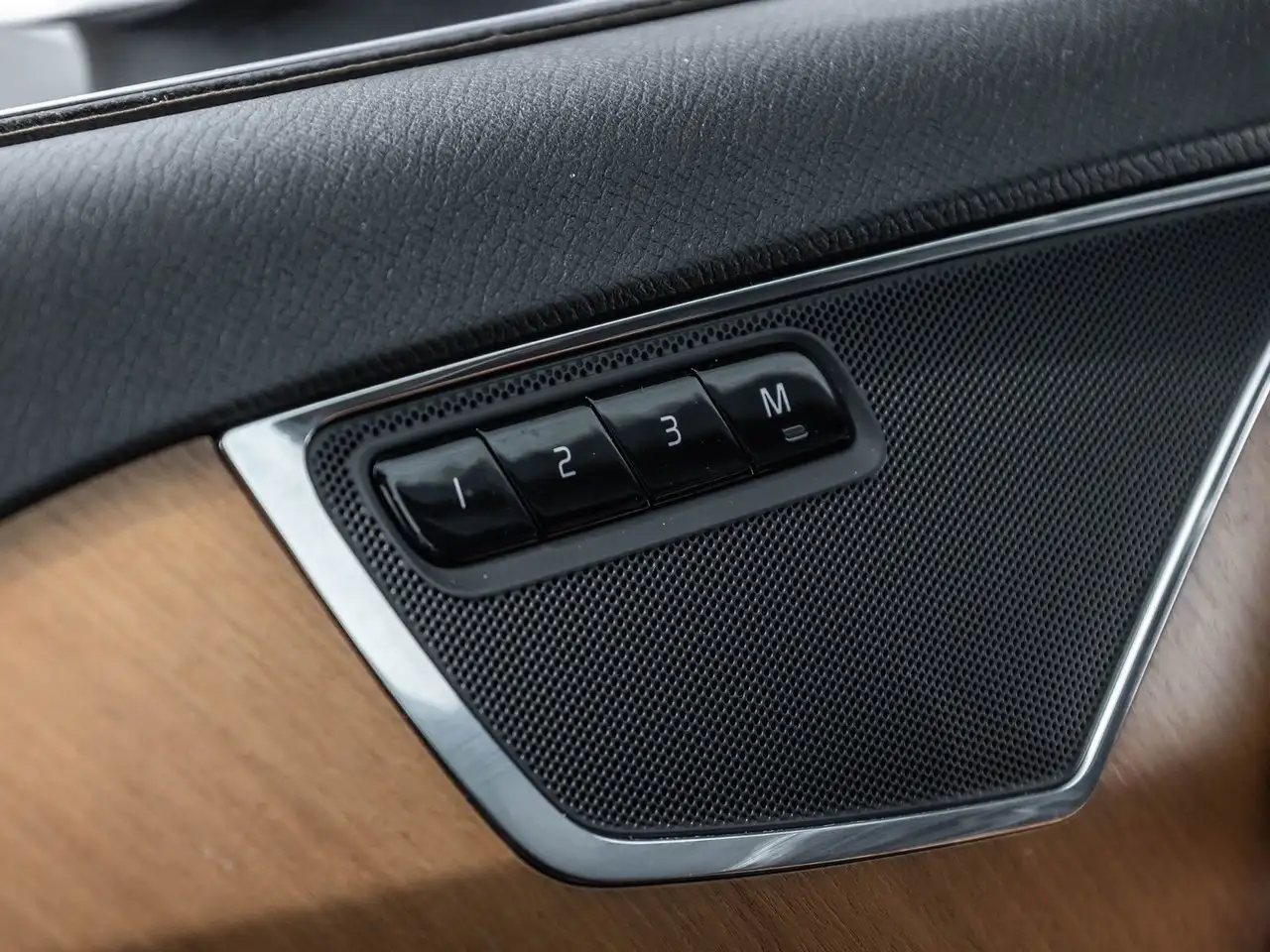 Volvo XC90 photo Volvo XC90