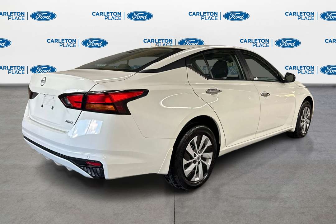 2025 Nissan Altima S  | AWD Fuel Efficient CarPlay Safety Shield — снимка 1