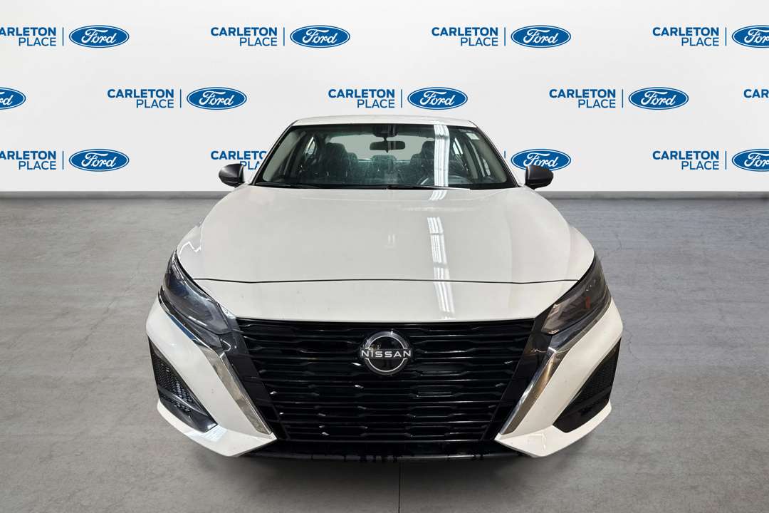 2025 Nissan Altima S  | AWD Fuel Efficient CarPlay Safety Shield — снимка 1