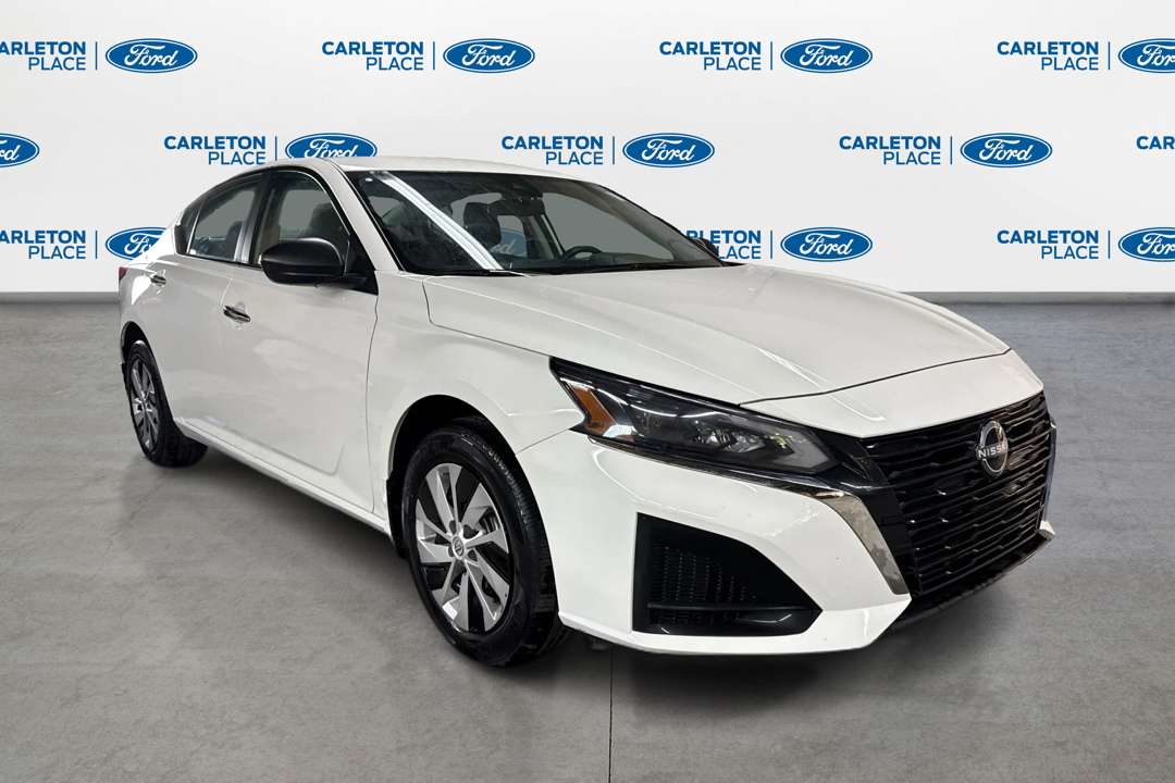 2025 Nissan Altima S  | AWD Fuel Efficient CarPlay Safety Shield
