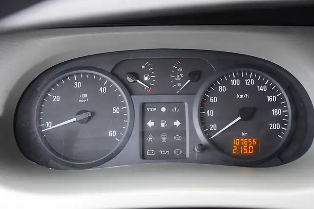 Opel Vivaro view 16