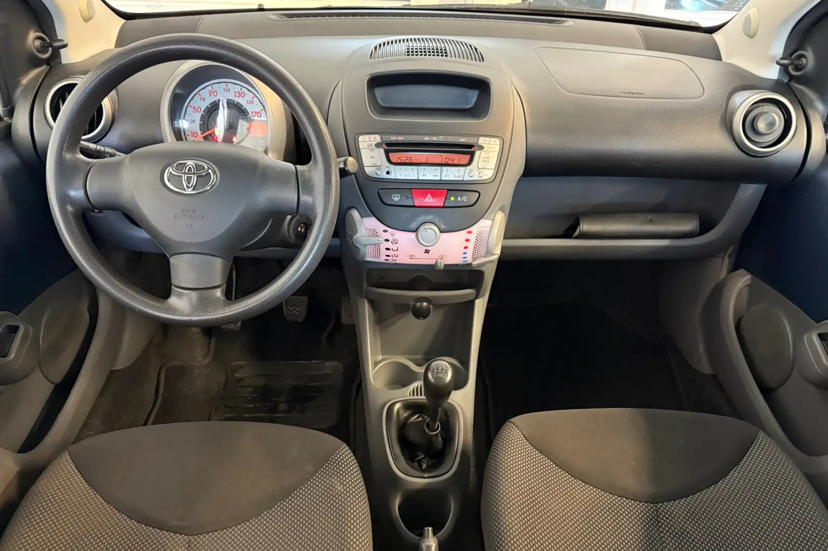 Toyota Aygo 1.0-12V Comfort|NAP|APK09-26|Airco|5Deurs|Elekrame Blau - 2