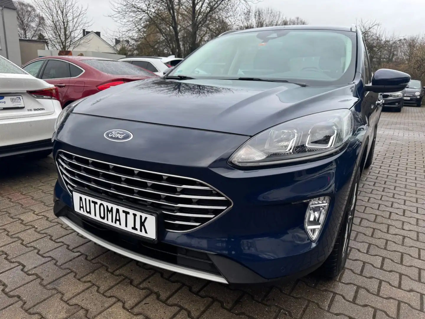 Ford Kuga Titanium/1.Hand/Automatik/Navi/Kamera/Euro6 Blau - 1