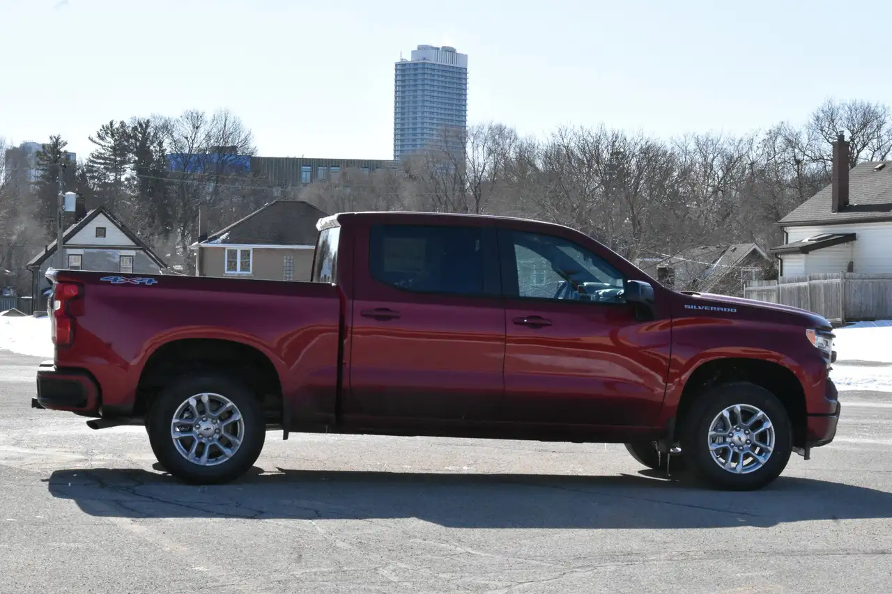 Chevrolet Silverado 1500 снимка Chevrolet Silverado 1500