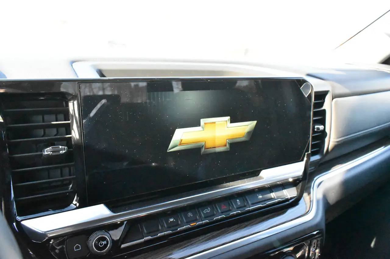 Chevrolet Silverado 1500 снимка Chevrolet Silverado 1500