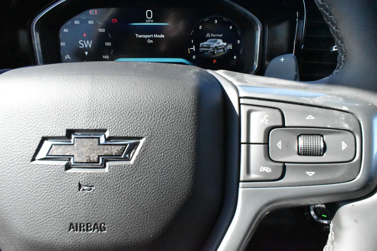 Chevrolet Silverado 1500 снимка Chevrolet Silverado 1500