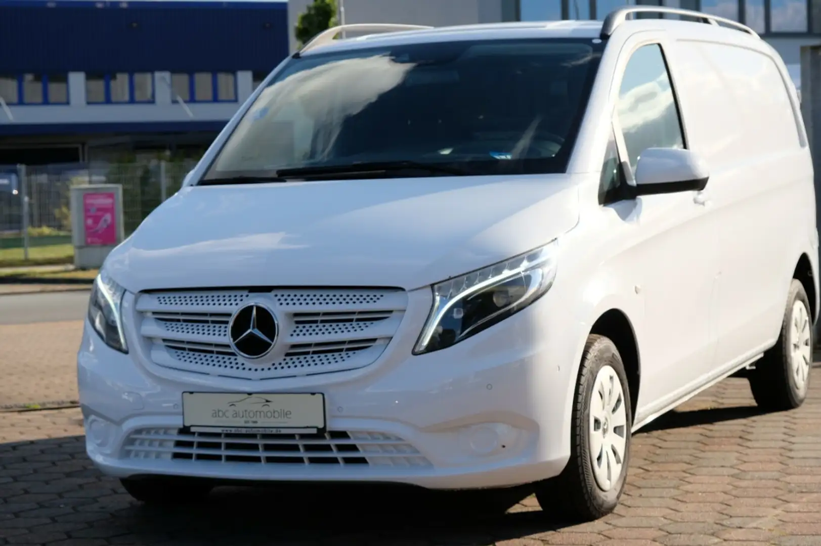 Mercedes-Benz Vito Kasten 116 CDI MEGA EXTRAS Blanc - 2