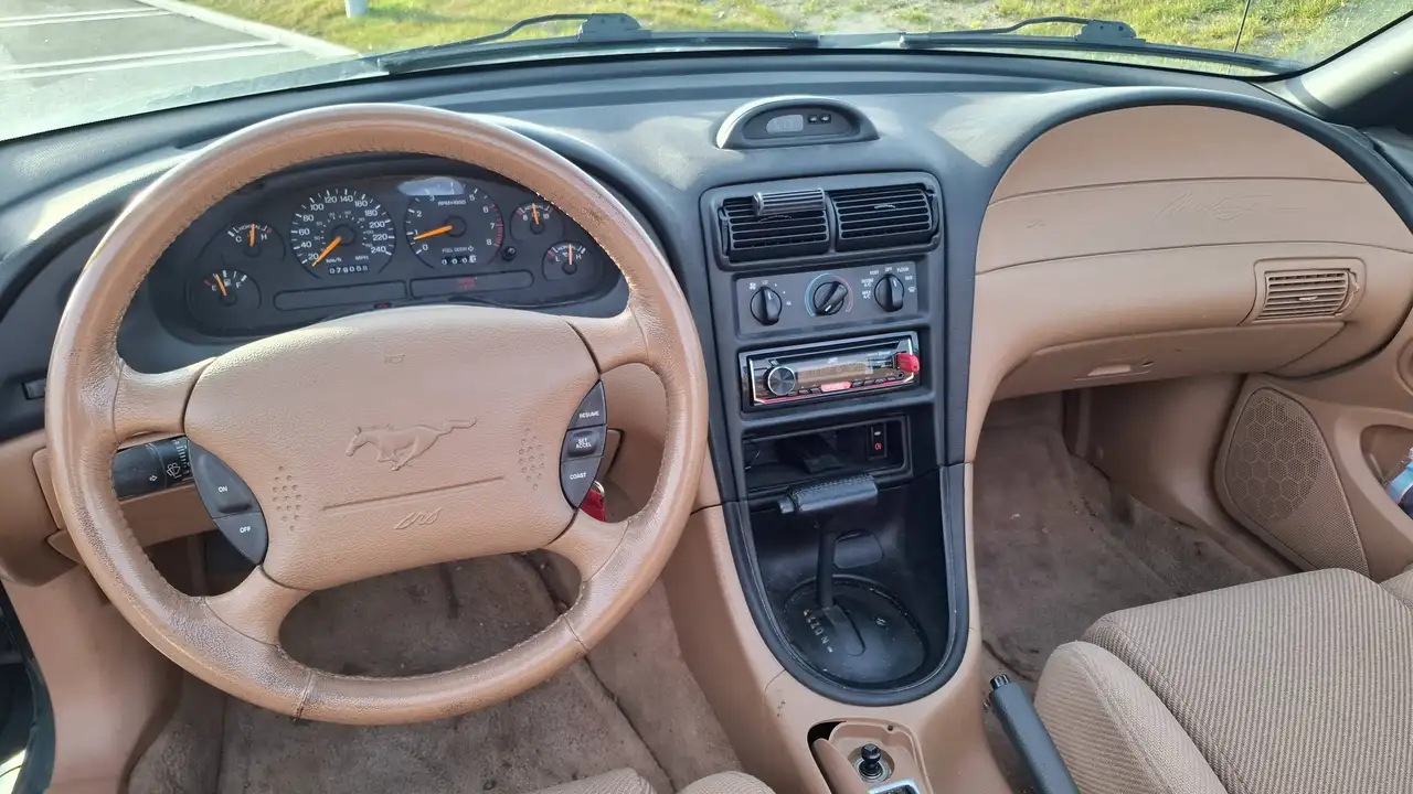 Ford Mustang Cabrio GT Aut., foto 6