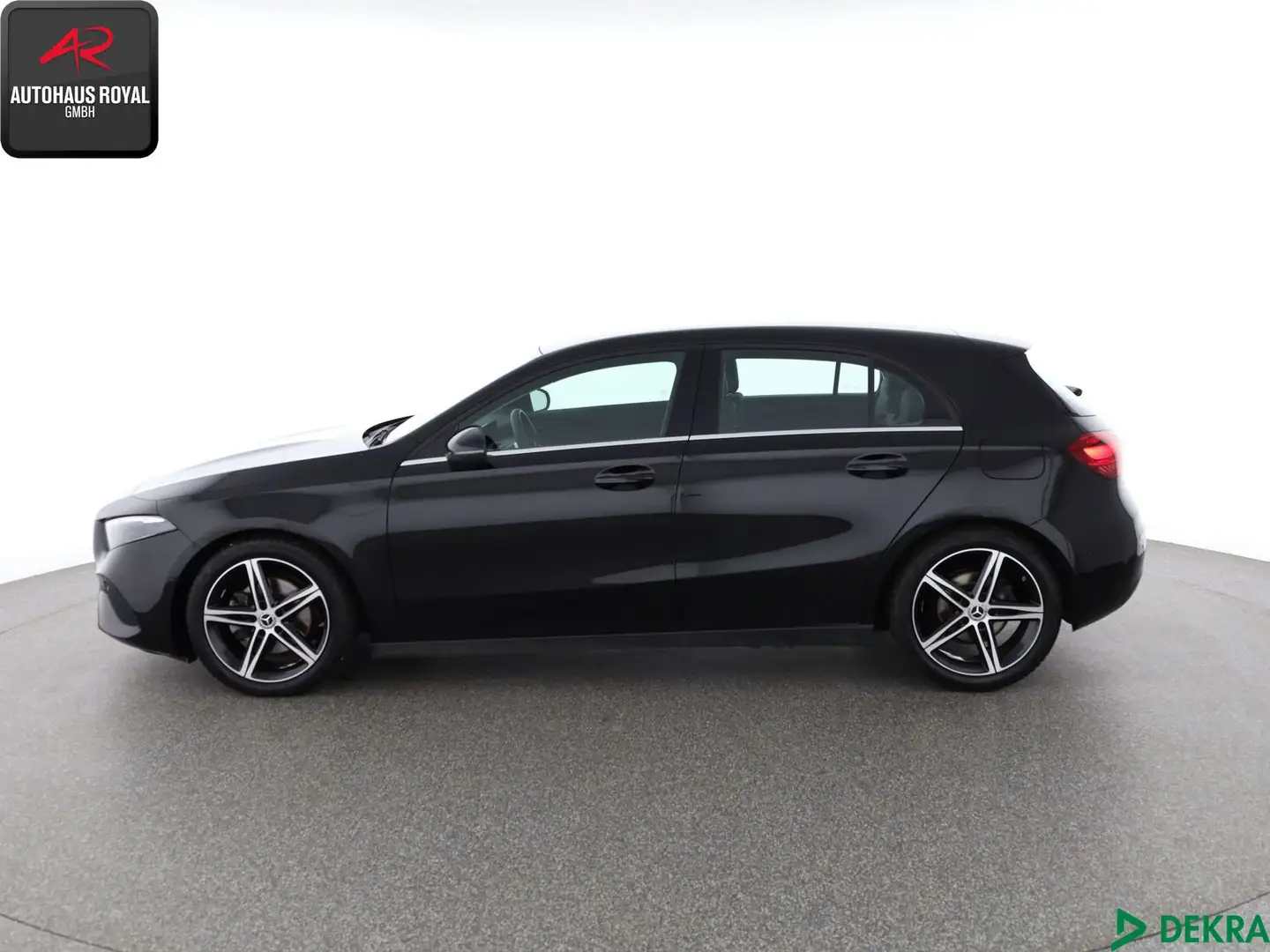 Mercedes-Benz A 200 A 200 d FACELIFT KEYLESS,AMBIENTE,KAMERA,MBUX Negru - 2