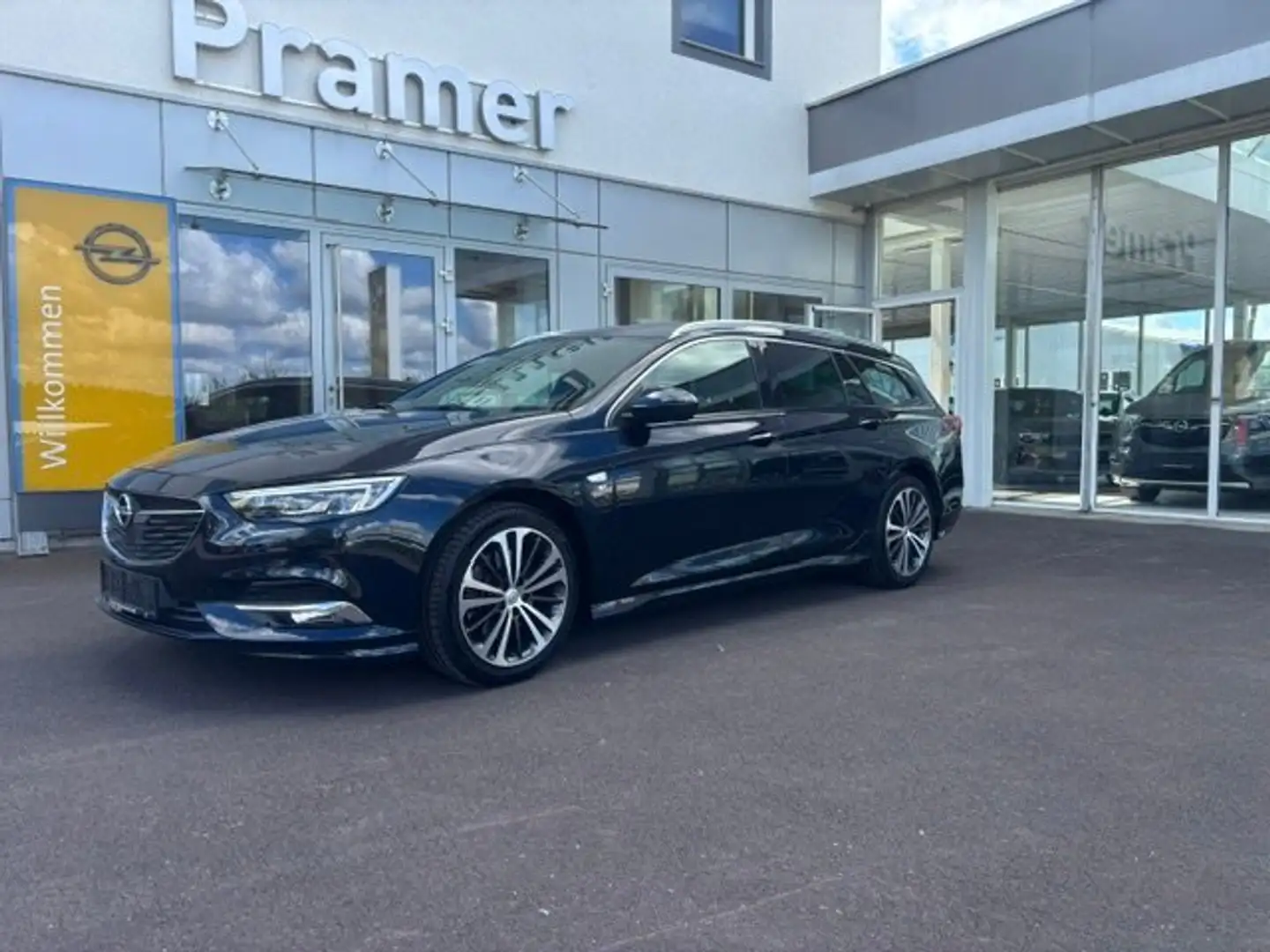 Opel Insignia Innovation BiTurbo 4x4 **NAVI, HEADUP, AHK** Blau - 2