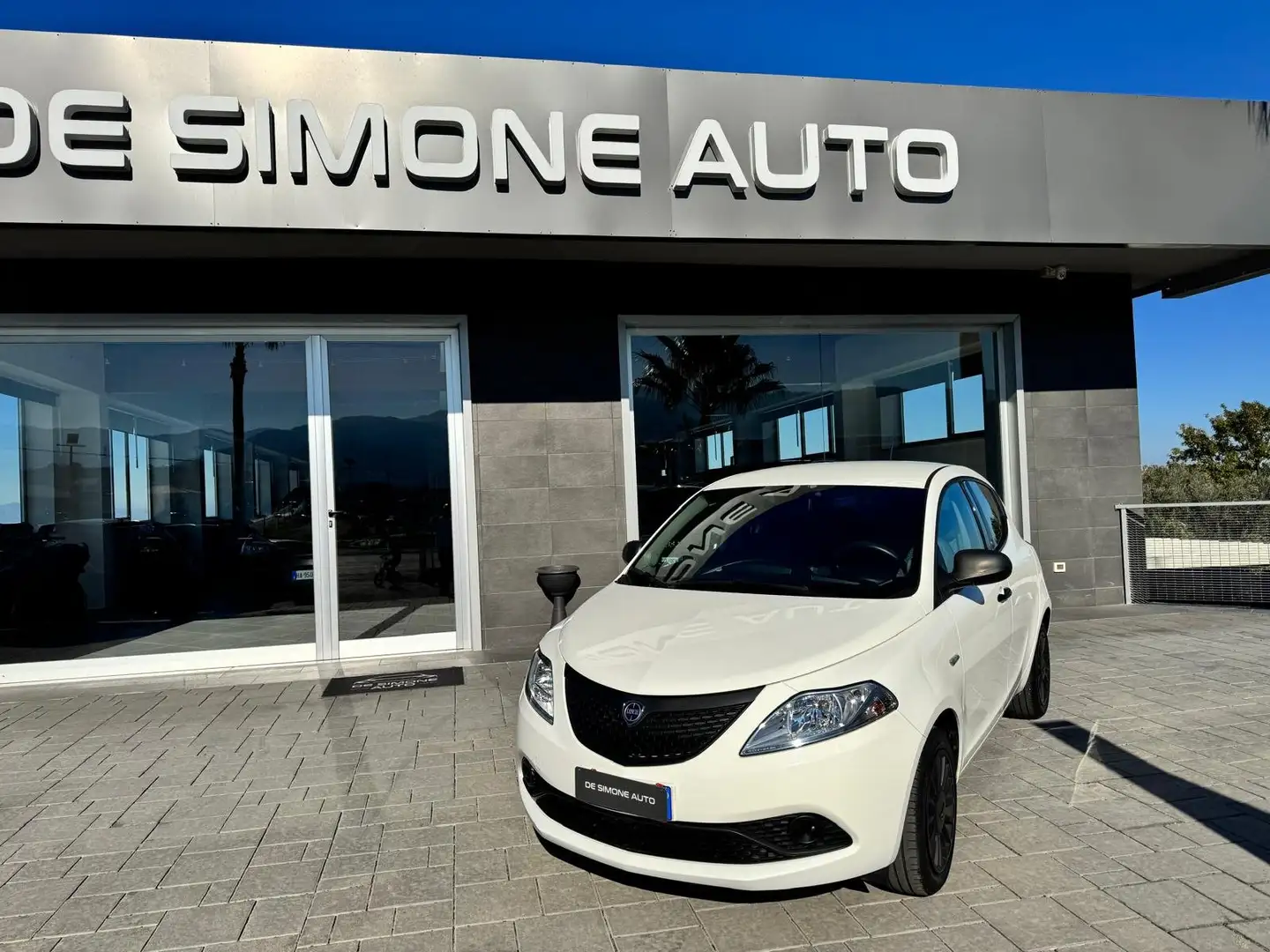 Lancia Ypsilon Ypsilon 1.0 firefly hybrid Silver Blanc - 2