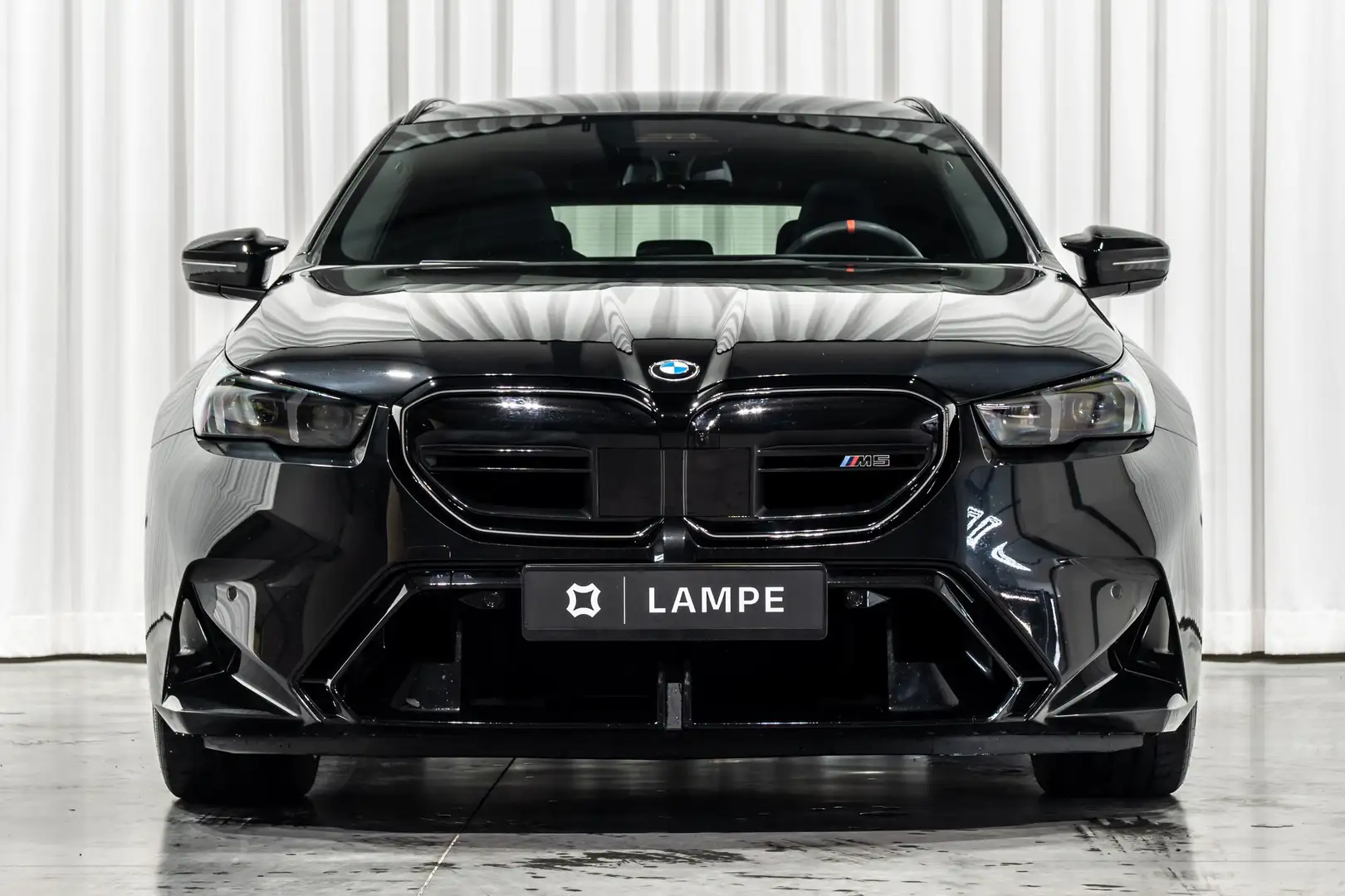 BMW M5 Touring Hybrid B&W Head-Up ACC 360° Panodak Noir - 2