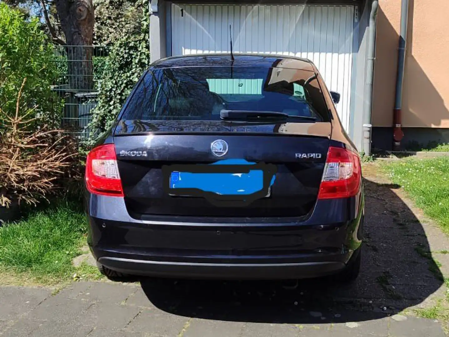 Skoda Rapid/Spaceback Rapid 1.4 TSI DSG Elegance Green tec Noir - 2