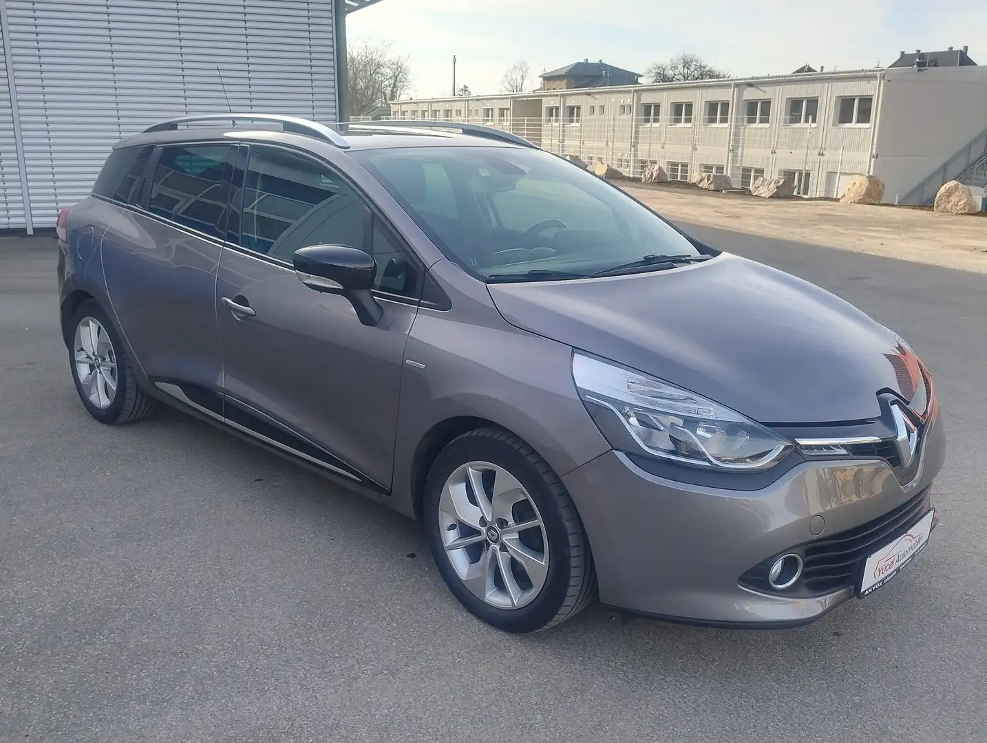 Renault Clio Limited Tüv 2027/07 2.hand Navi./Zahnriemen neu Gris - 1