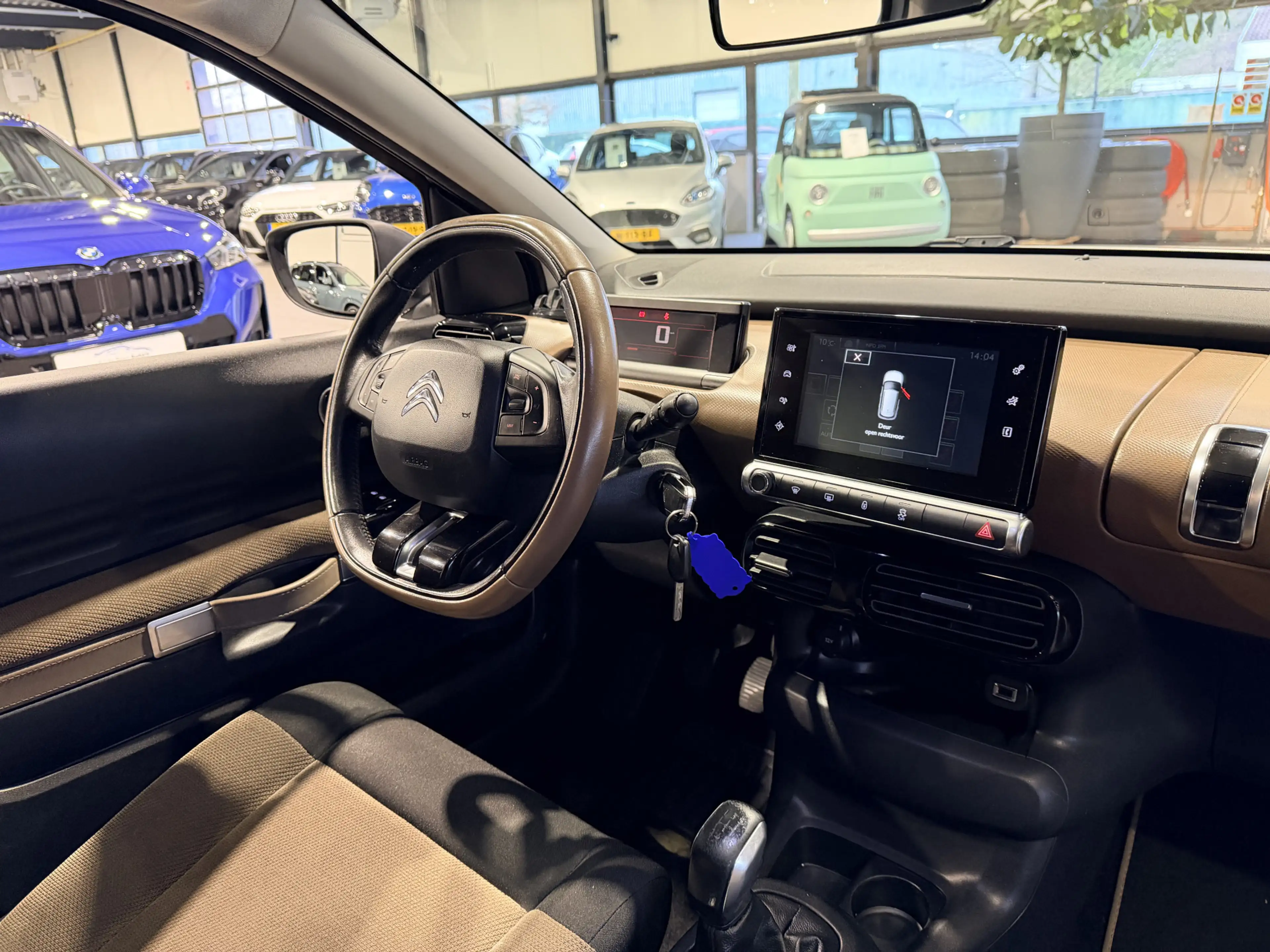 Citroen C4 Cactus 1.2 PureTech Business Plus Panorama | Camera | Nav — photo 14