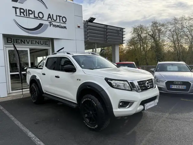Nissan Navara Navara 2.3 dCi - 190 - BVA  Double-Cab Off-Roader Tekna+ GPS + CAMERA AR + ATTELAGE