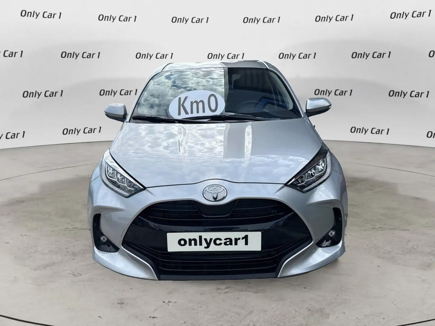 Toyota Yaris 1.5 Hybrid 5 porte Trend Grigio - 1