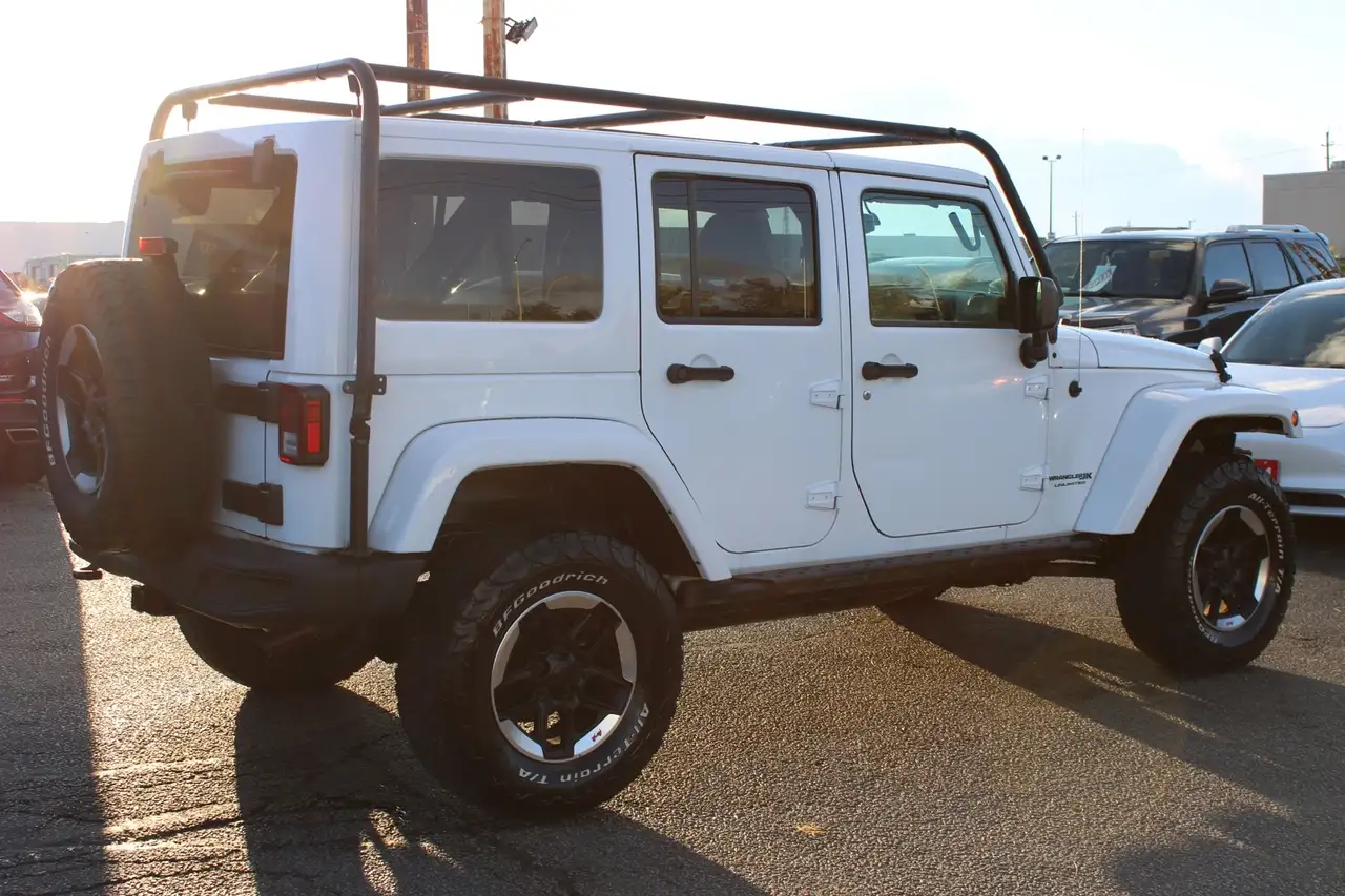 Jeep Wrangler снимка Jeep Wrangler