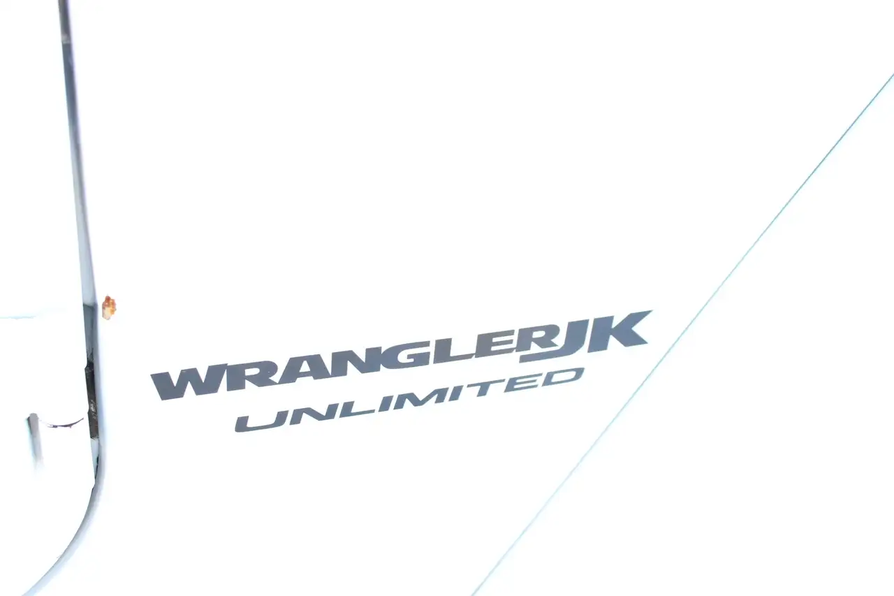Jeep Wrangler снимка Jeep Wrangler