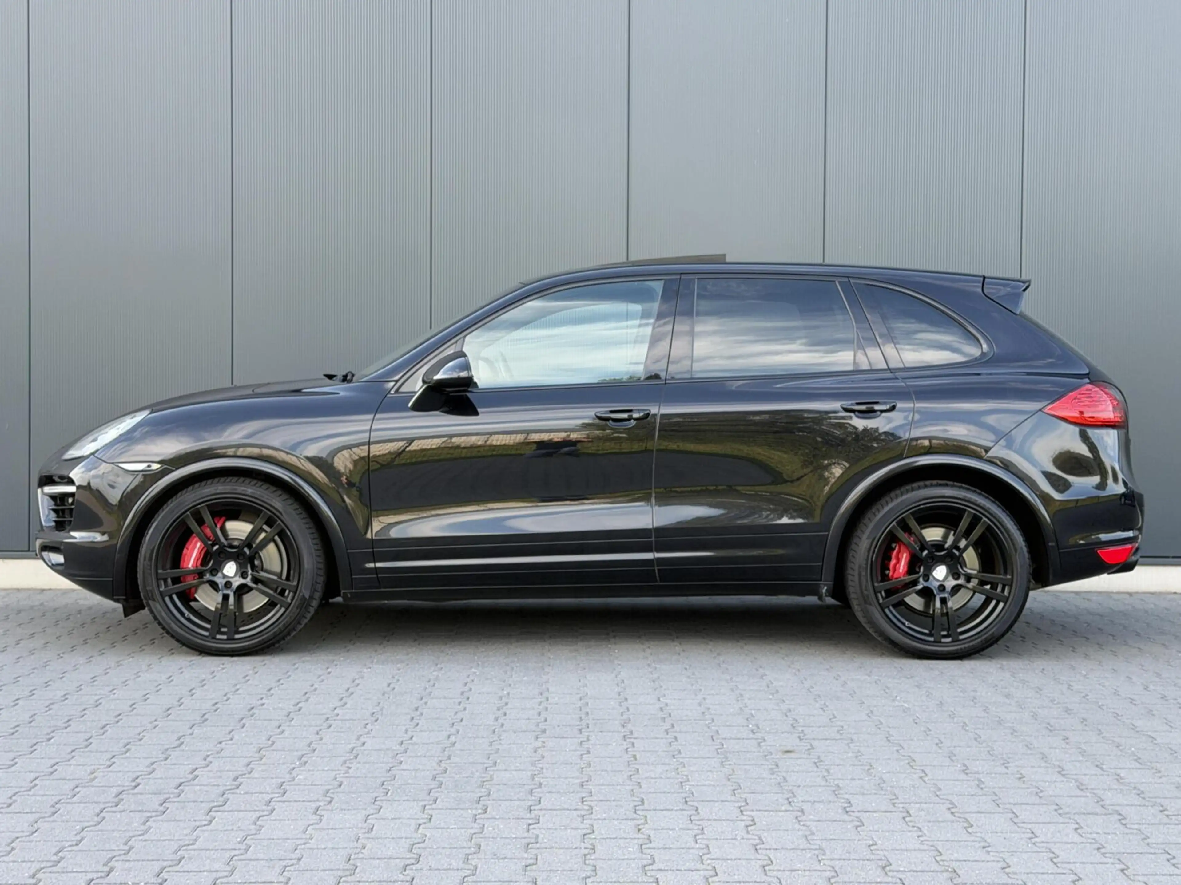 Porsche Cayenne 4.8 Turbo Pano - GTS Stoelen - Alcantara Hemel - L — photo 9