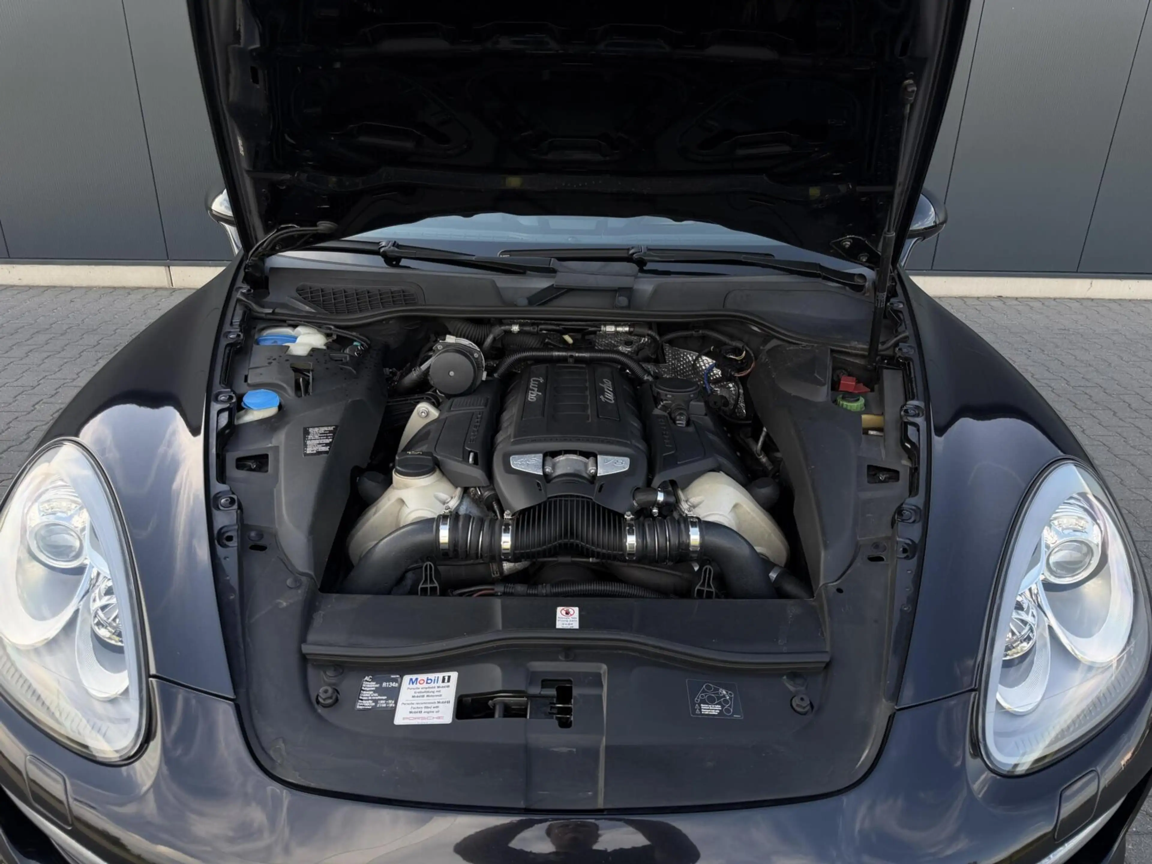 Porsche Cayenne 4.8 Turbo Pano - GTS Stoelen - Alcantara Hemel - L — photo 25