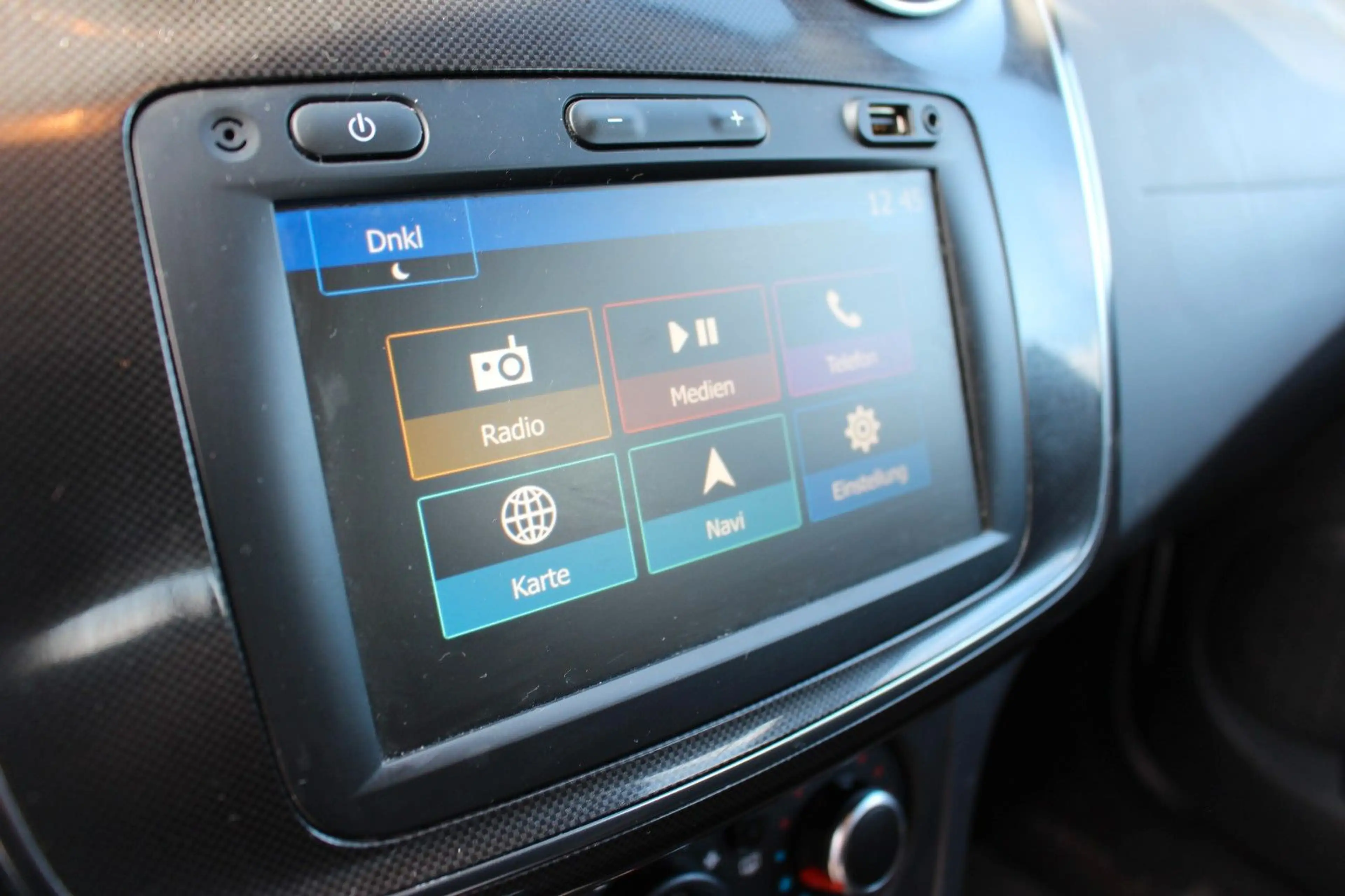 Dacia Logan /SHEFT/NAVI/AHK/RCAM/BT/TEMP/ALLWETTER/ — photo 15