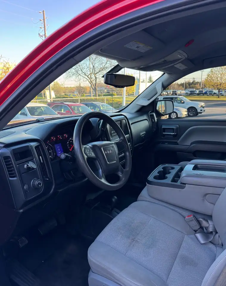GMC Sierra 1500 снимка GMC Sierra 1500