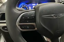 Chrysler Pacifica снимка Chrysler Pacifica