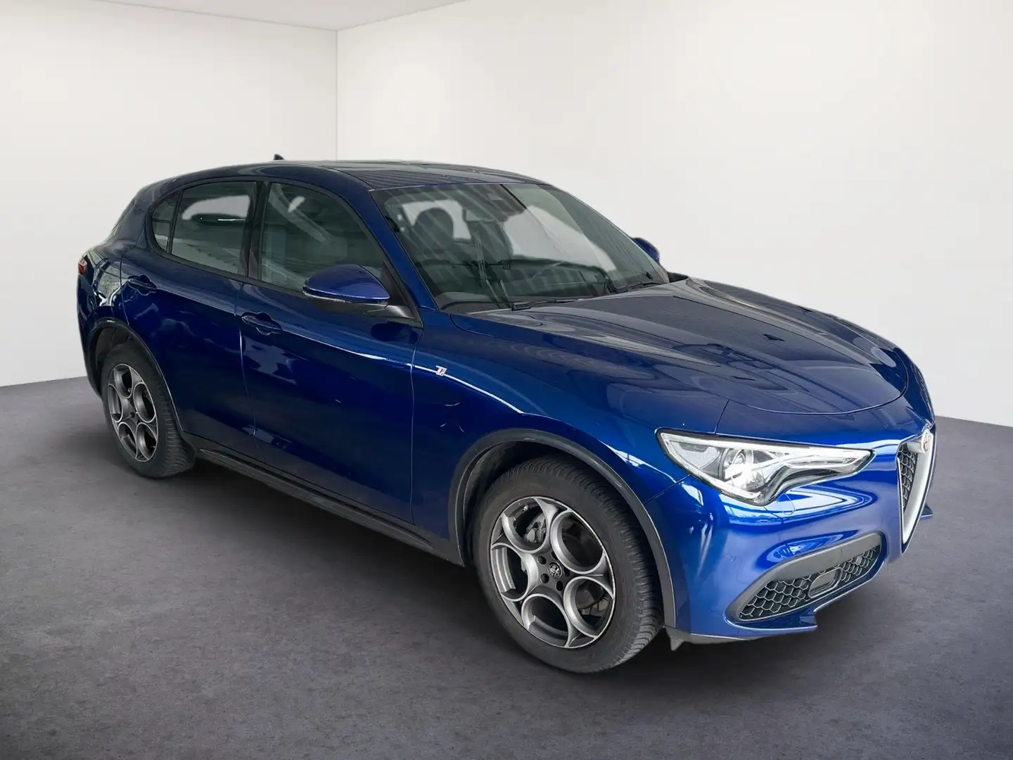 Alfa Romeo Stelvio TI 2.0 AT8 16V 280 PS AT8 Q4 NAVI/ASSIST Blau - 2